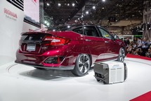 Kliknij, aby powiększyć Honda Clarity Fuel Cell